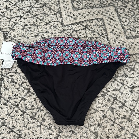 Swimsuit - Picture 2 of 4